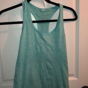 Lululemon tank top